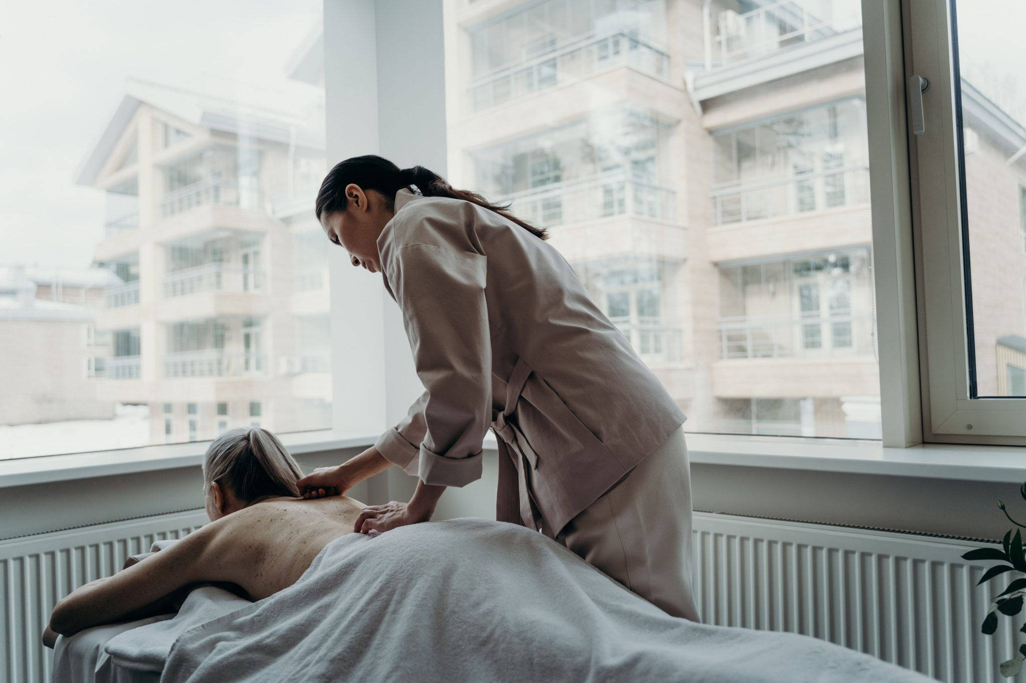 Best Booking Software for Mobile and In-Home Massage Therapists