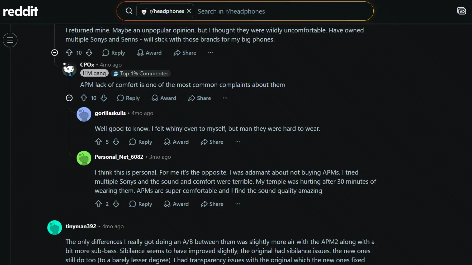 reddit discussion related to the reviews of the airpod max by different users