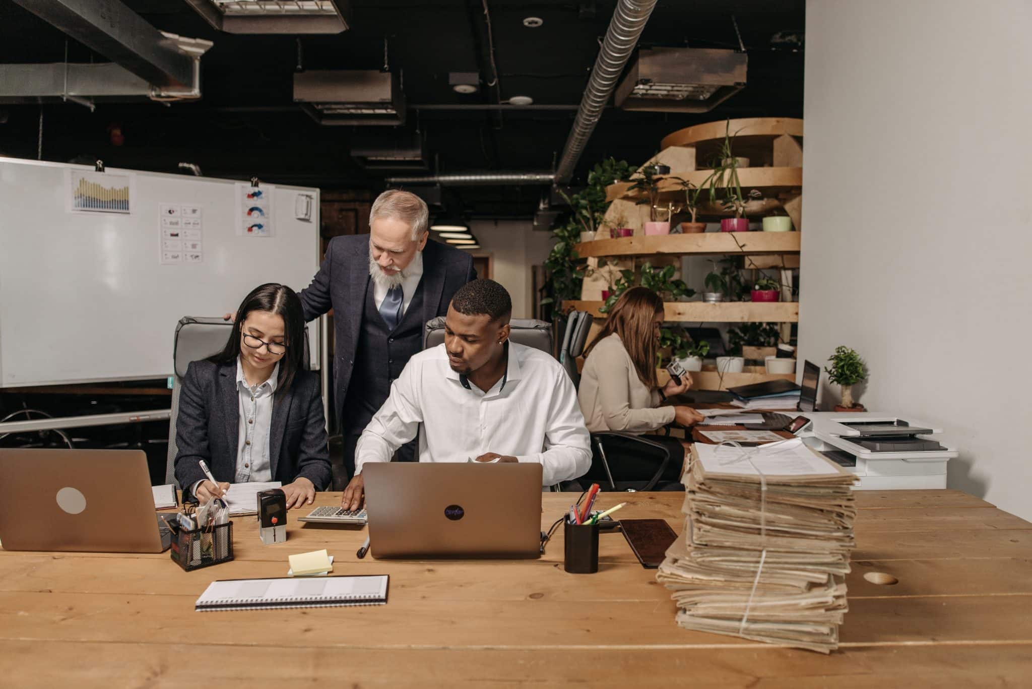 AI Tools for Managing Modern Business Operations